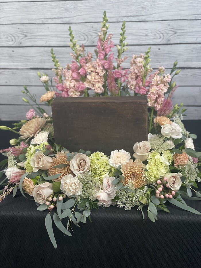 Pink &amp; Blush Urn Piece